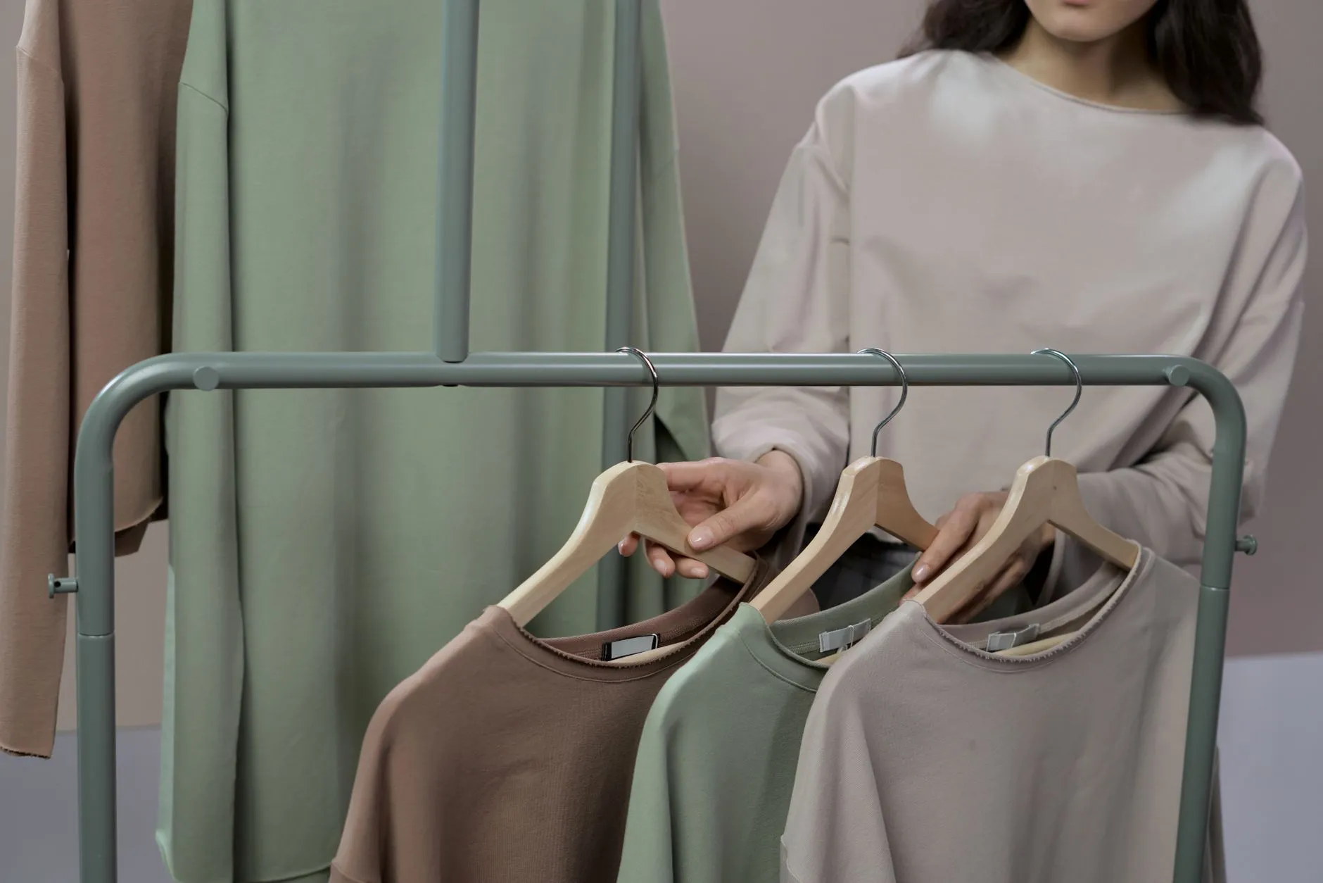 消防排烟风机选型要点：离心风机与轴流风机的性能对比