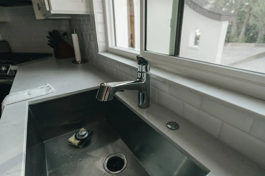 消防排烟风机选型关键参数与建筑防火规范适配要点