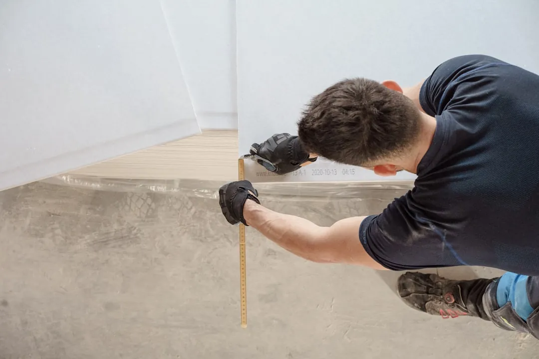 离心风机与轴流风机在高层建筑消防工程中的性能对比及应用